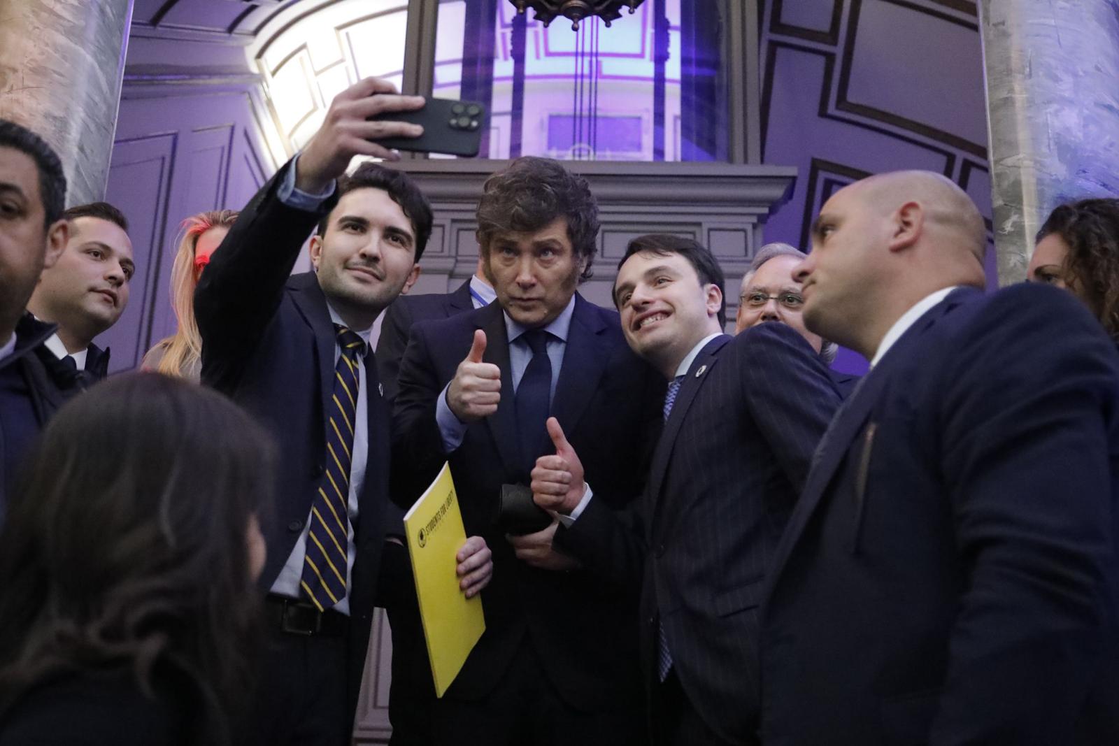 Milei is a friend to SFL because Manuel Ferretti Martinez became a friend to Milei.