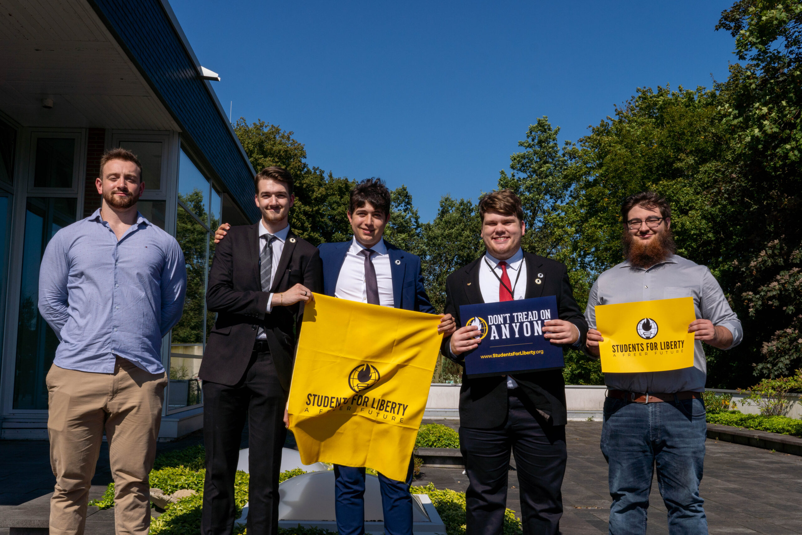 Image gallery marquee