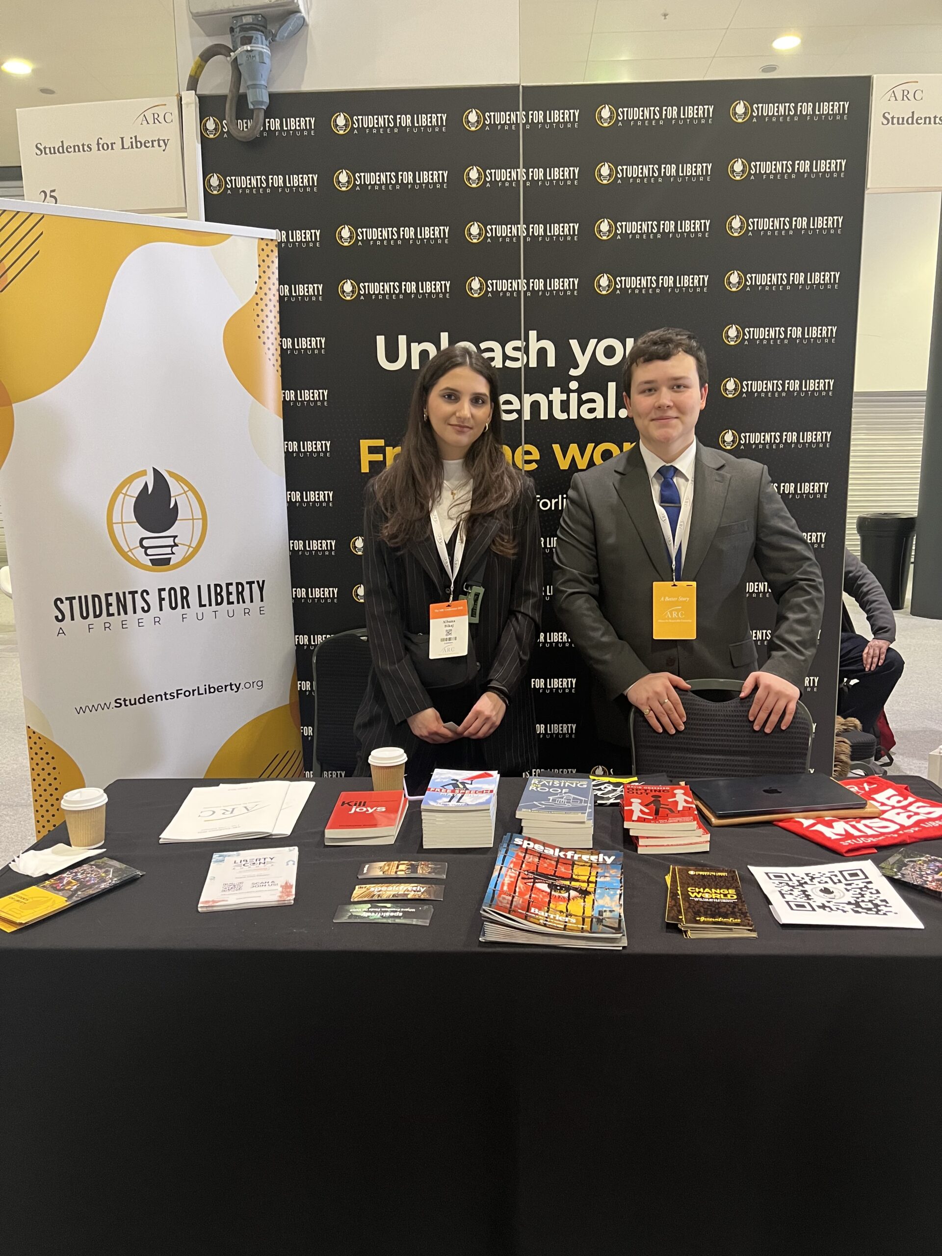 Image gallery marquee