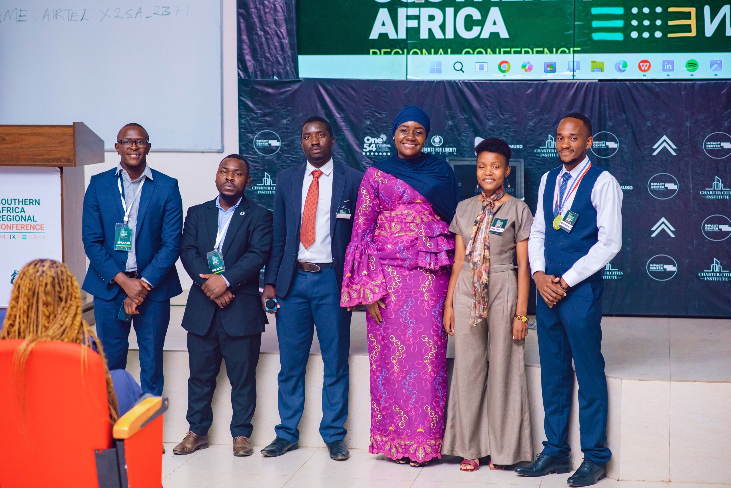 Image gallery marquee